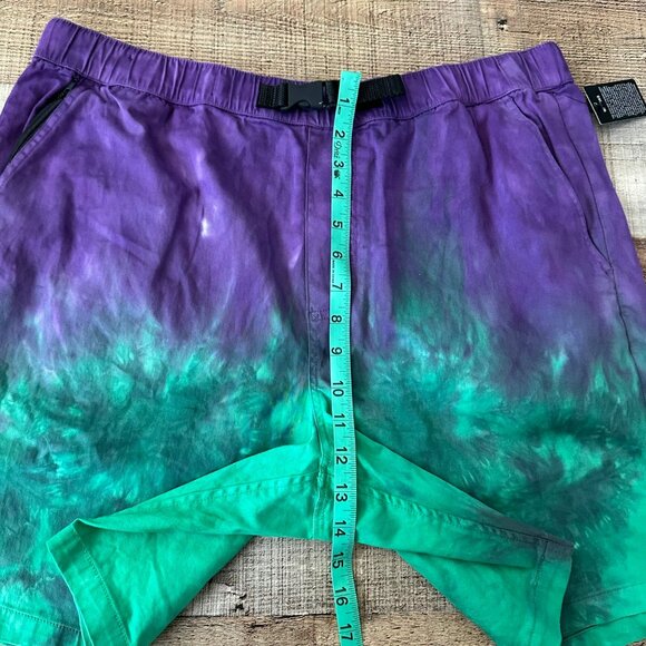 Empyre Tie-Dye Purple & Green Mens Shorts Size M Elastic Waist Adjustable Belt - Picture 3 of 8